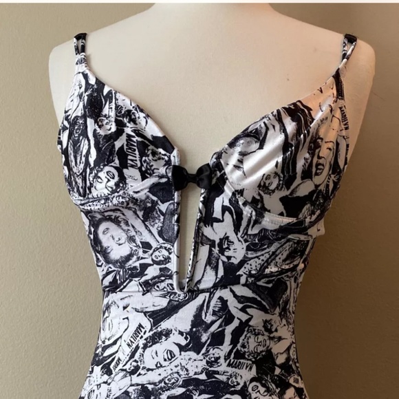 Merilyn Monroe Pajamas Dress - Picture 7 of 7